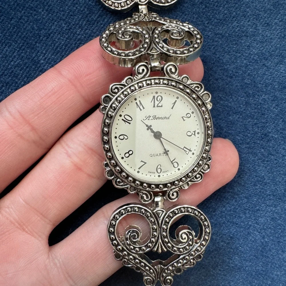 LT. Bernard‎ Women’s Watch